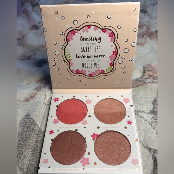 Other - Beauty Bakerie Blushlighter Palette